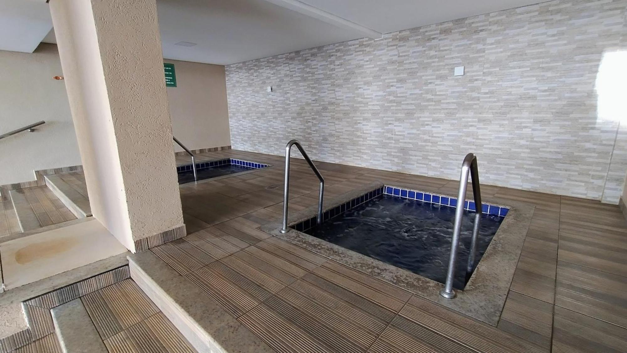 Casa Da Madeira Caldas Novas - 2 Quartos - Achei Ferias - Com Roupa De Cama エクステリア 写真